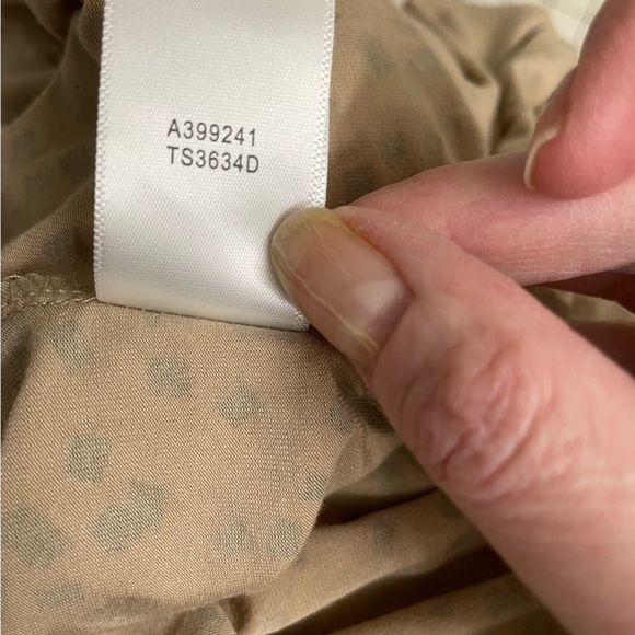 Dress - Picture 8 of 8